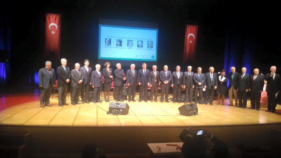 Türk Kültürüne Hizmet Vakfından Başkanımıza Ödül